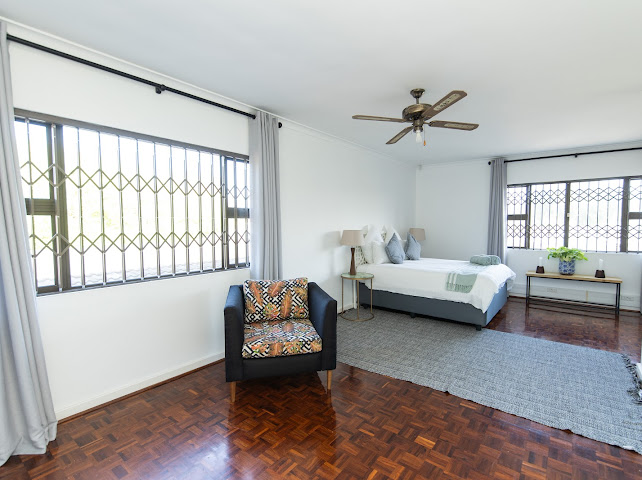 5 Bedroom Property for Sale in Summerstrand Eastern Cape